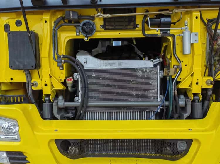 Reman Sinotruk Howo 375 Dump Truck 8x4 5 Sinotruk Howo 375 8x4 Truck Remanufacturing Workflow