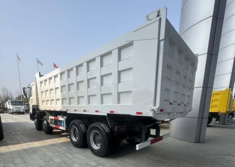 Reman Howo Tipper Truck 371 8x4 4 Used Heavy Truck Remanufacturing Howo 8x4 Tipper Truck