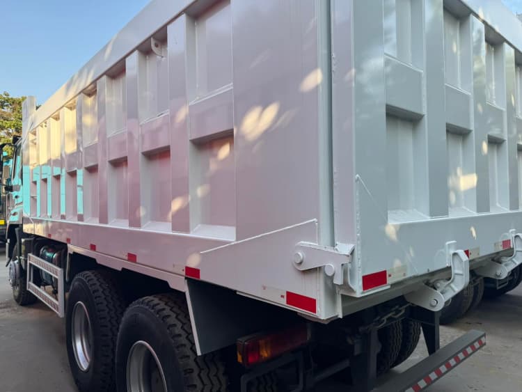 Reman Howo NX Tipper Truck 10 Wheeler 5 Chinese Reman Tipper Truck CNHTC Sinotruk Howo NX 10 Wheelers for Sale